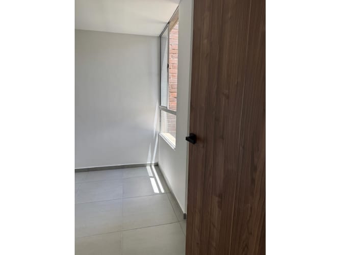 Apartamento de 3 alcobas en venta en La Milagrosa, La Ceja, 67 m² · foto 10 de 24