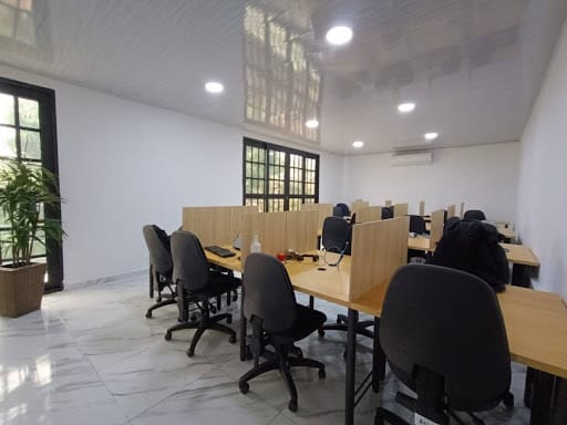 Casa de 11 alcobas en venta en La Flora, Cali, 698 m² · foto 17 de 24