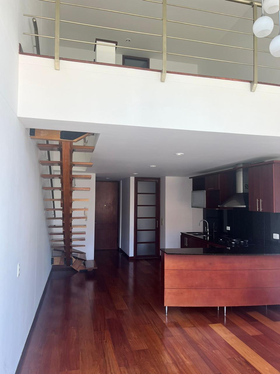 Apartamento en venta en Santa Barbara, Bogotá · foto 2 de 19