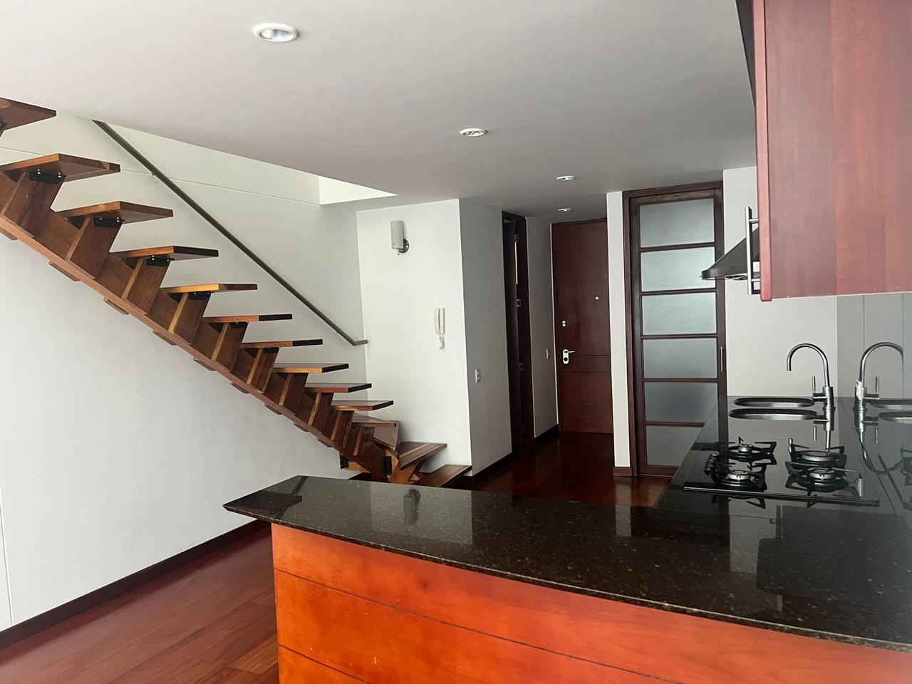 Apartamento en venta en Santa Barbara, Bogotá · foto 3 de 19
