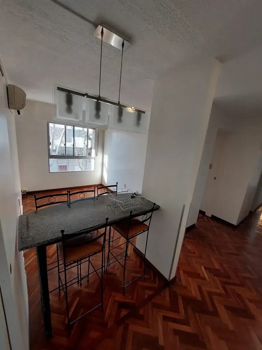 Alquiler apartamento tres dormitorios en tres cruces · Foto 7
