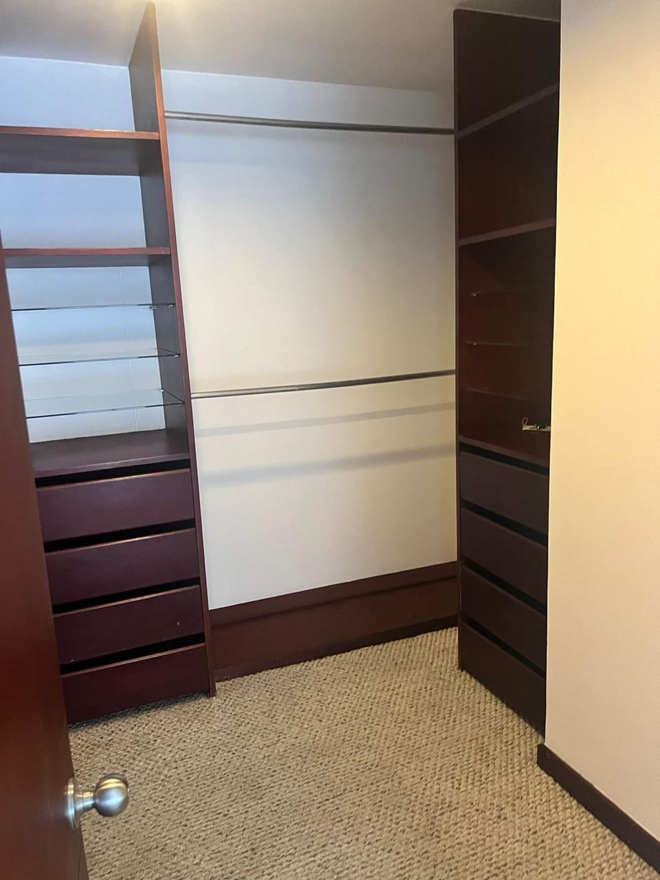 Apartamento en venta en Santa Barbara, Bogotá · foto 14 de 19