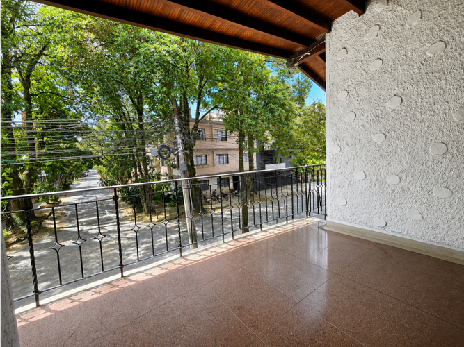 Casa de 4 alcobas en venta en Suramericana, Medellín, 165 m² · foto 4 de 13
