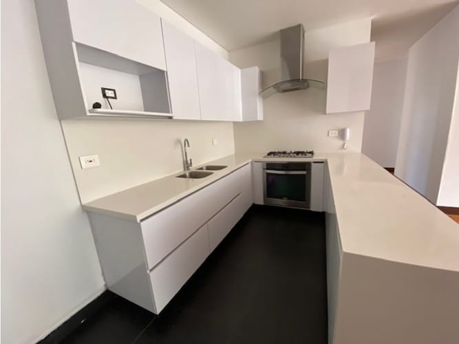Apartamento de 3 alcobas en venta en Santa Ana, Bogotá, 130 m² · foto 4 de 17
