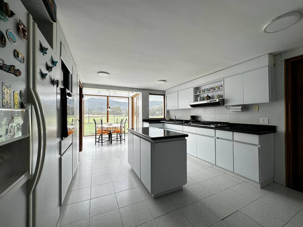 Casa en venta en Guaymaral, Bogotá · foto 3 de 22