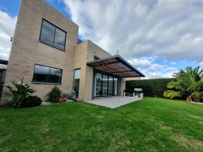 Casa de 3 alcobas en venta en Siberia, Cota, 200 m² · foto 10 de 23