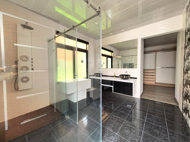 Casa de 7 alcobas en venta en Cota · foto 20 de 24