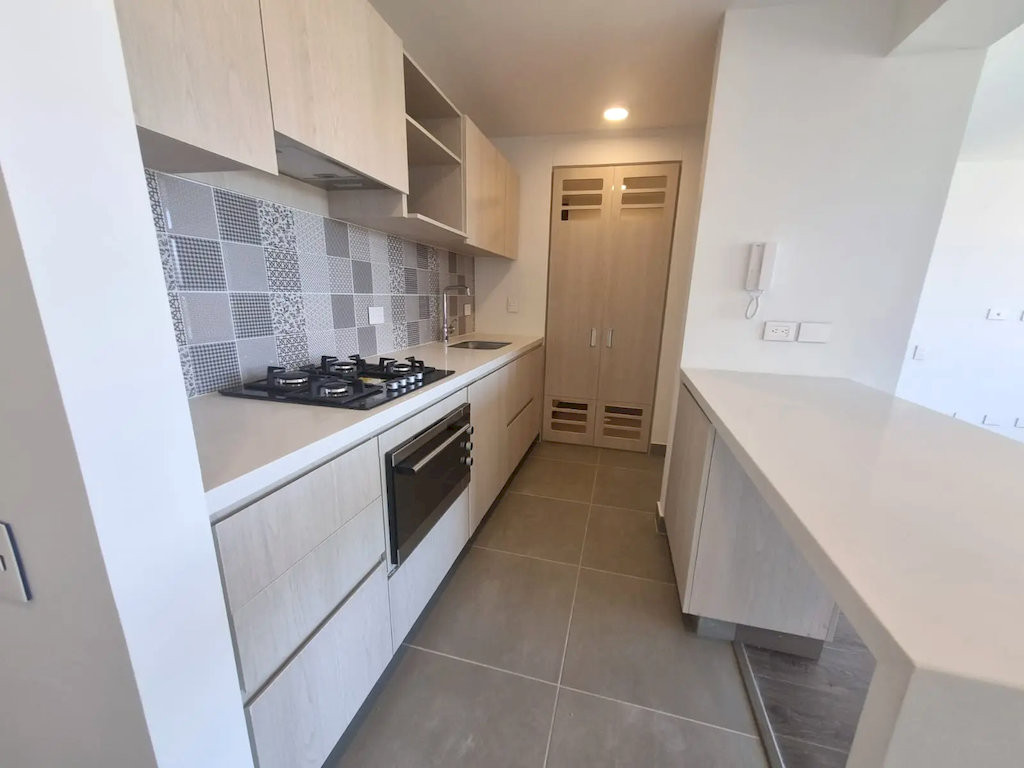 Apartamento en venta en Lagos De Torca, Bogotá · foto 3 de 17