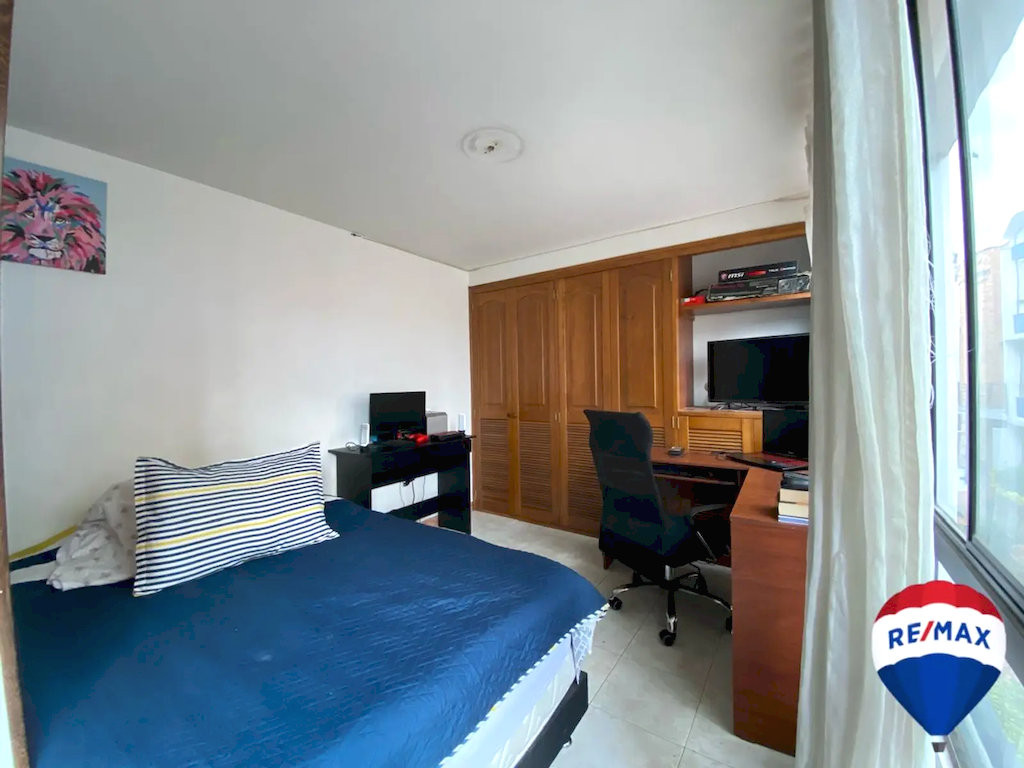 Casa en venta en Colina Campestre, Bogotá · foto 8 de 13