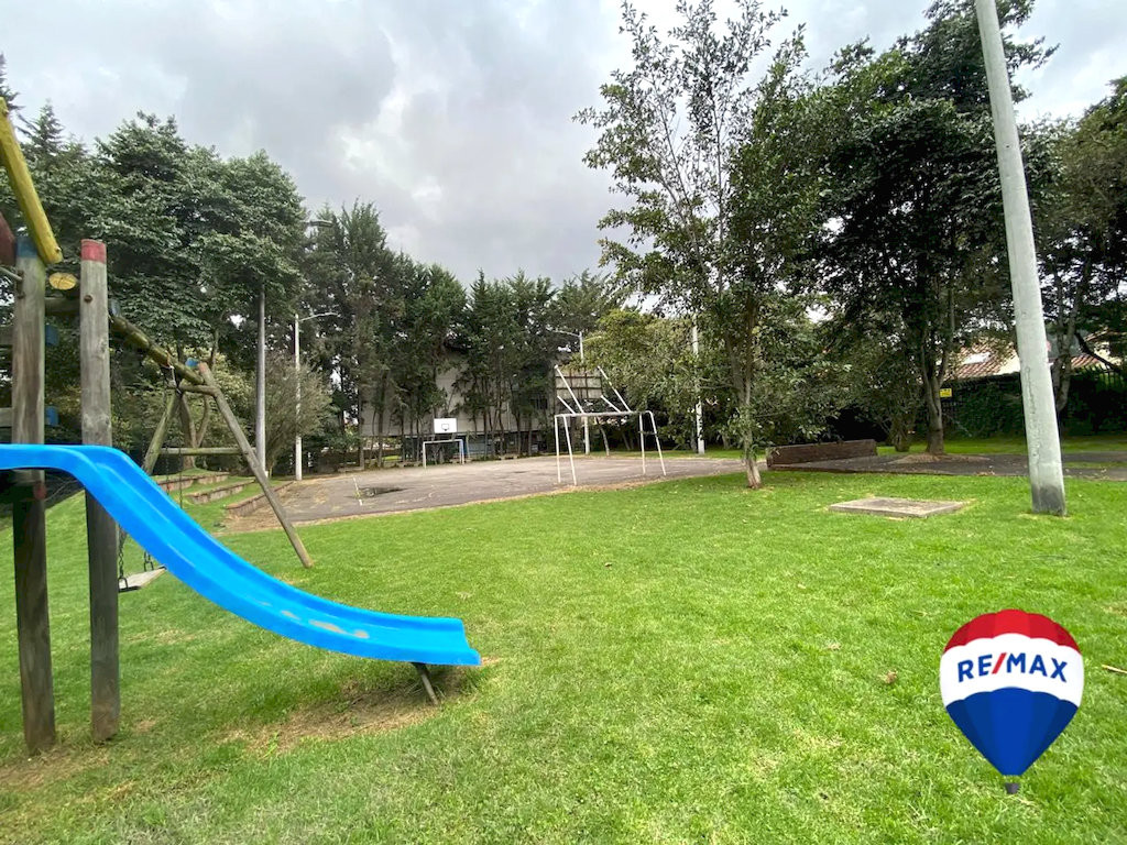 Casa en venta en Colina Campestre, Bogotá · foto 11 de 13