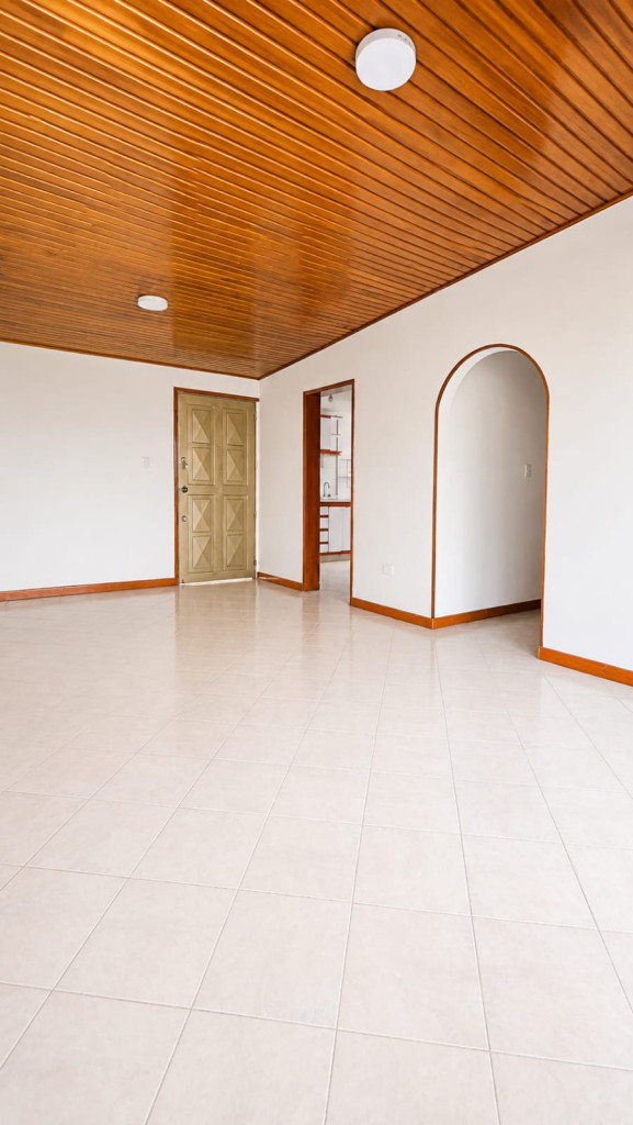 Apartamento en venta en Cedro Golf, Bogotá · foto 4 de 17