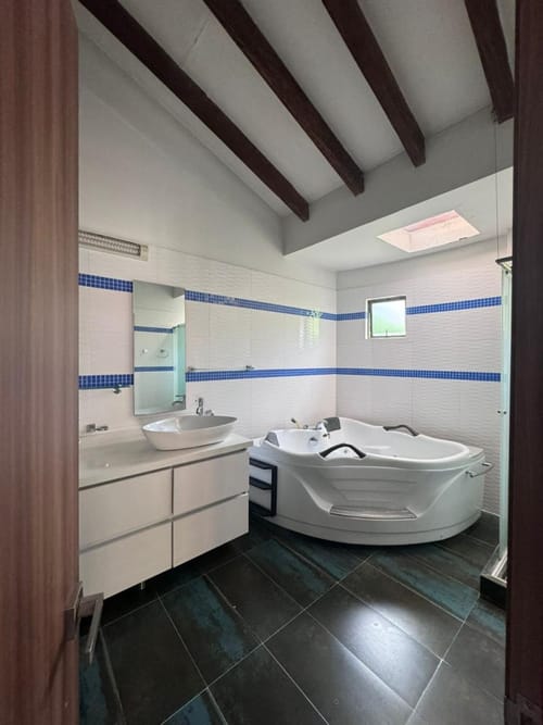 Casa de 4 alcobas en arriendo en Galicia, Pereira, 280 m² · foto 15 de 17