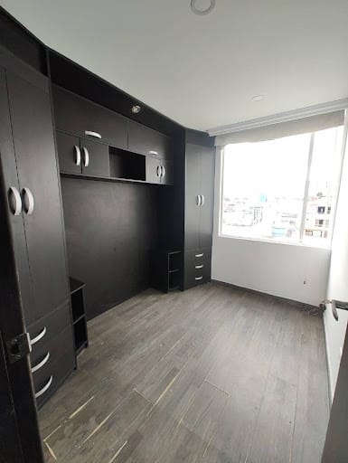 Apartamento de 3 alcobas en arriendo en Floralia I Sector, Bogotá, 53 m² · foto 8 de 23