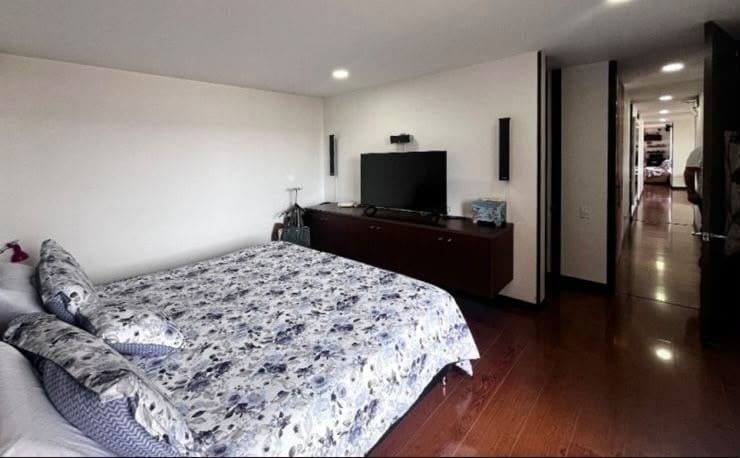 Apartamento de 3 alcobas en venta en Colina Campestre, Bogotá, 127 m² · foto 16 de 24