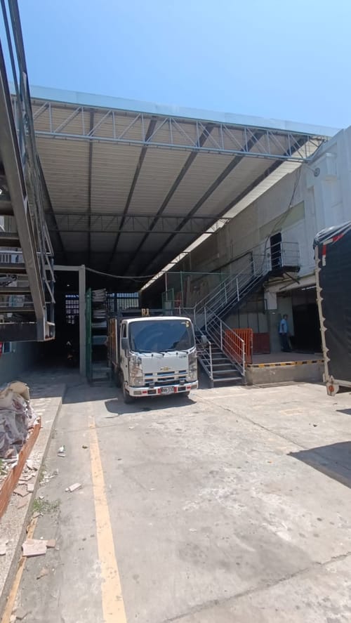 Bodega en arriendo en La Concepcion, Barranquilla, 1585 m² · foto 2 de 20