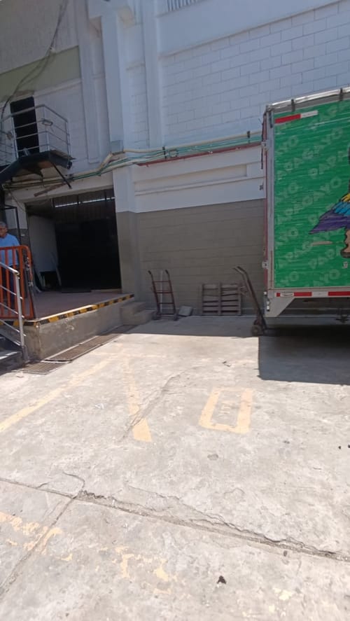 Bodega en arriendo en La Concepcion, Barranquilla, 1585 m² · foto 3 de 20