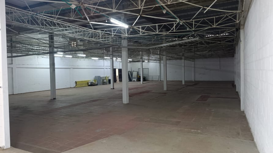 Bodega en arriendo en La Concepcion, Barranquilla, 1585 m² · foto 14 de 20