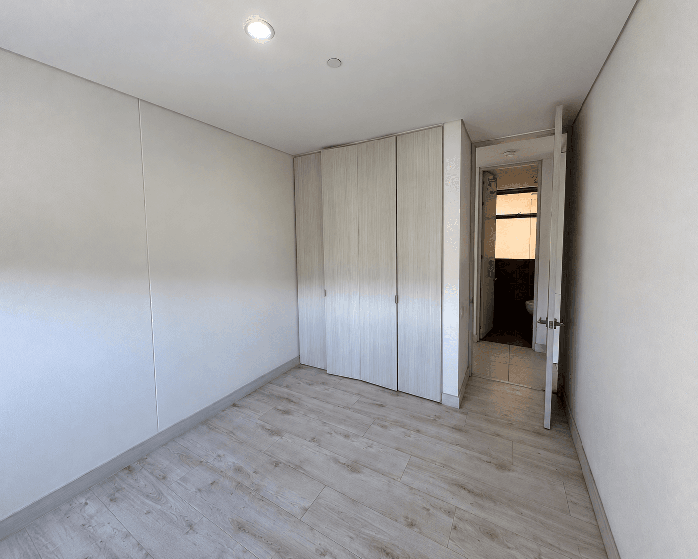 Apartamento en arriendo en Loma Del Esmeraldal, Envigado · foto 8 de 14