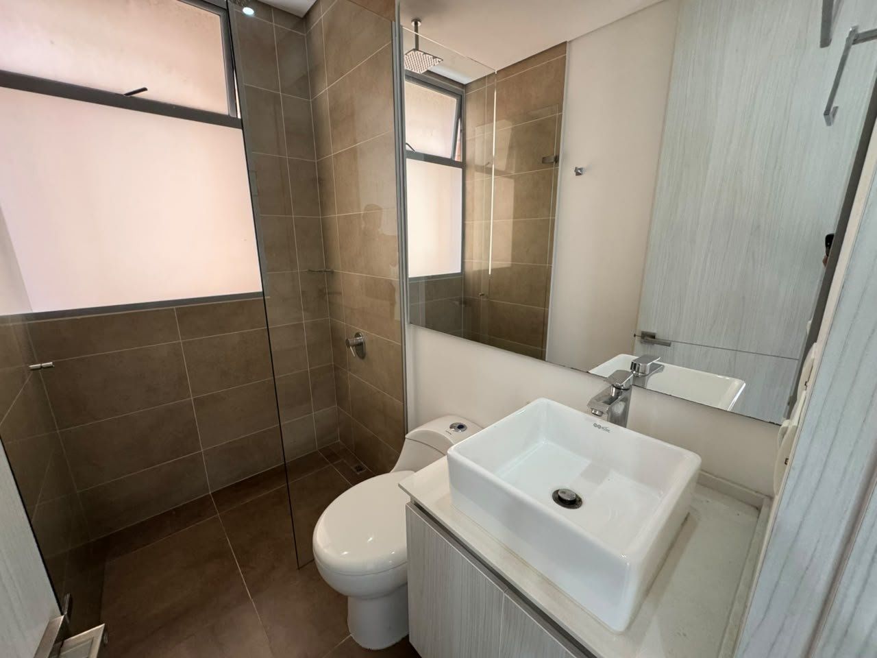 Apartamento en arriendo en Loma Del Esmeraldal, Envigado · foto 12 de 14