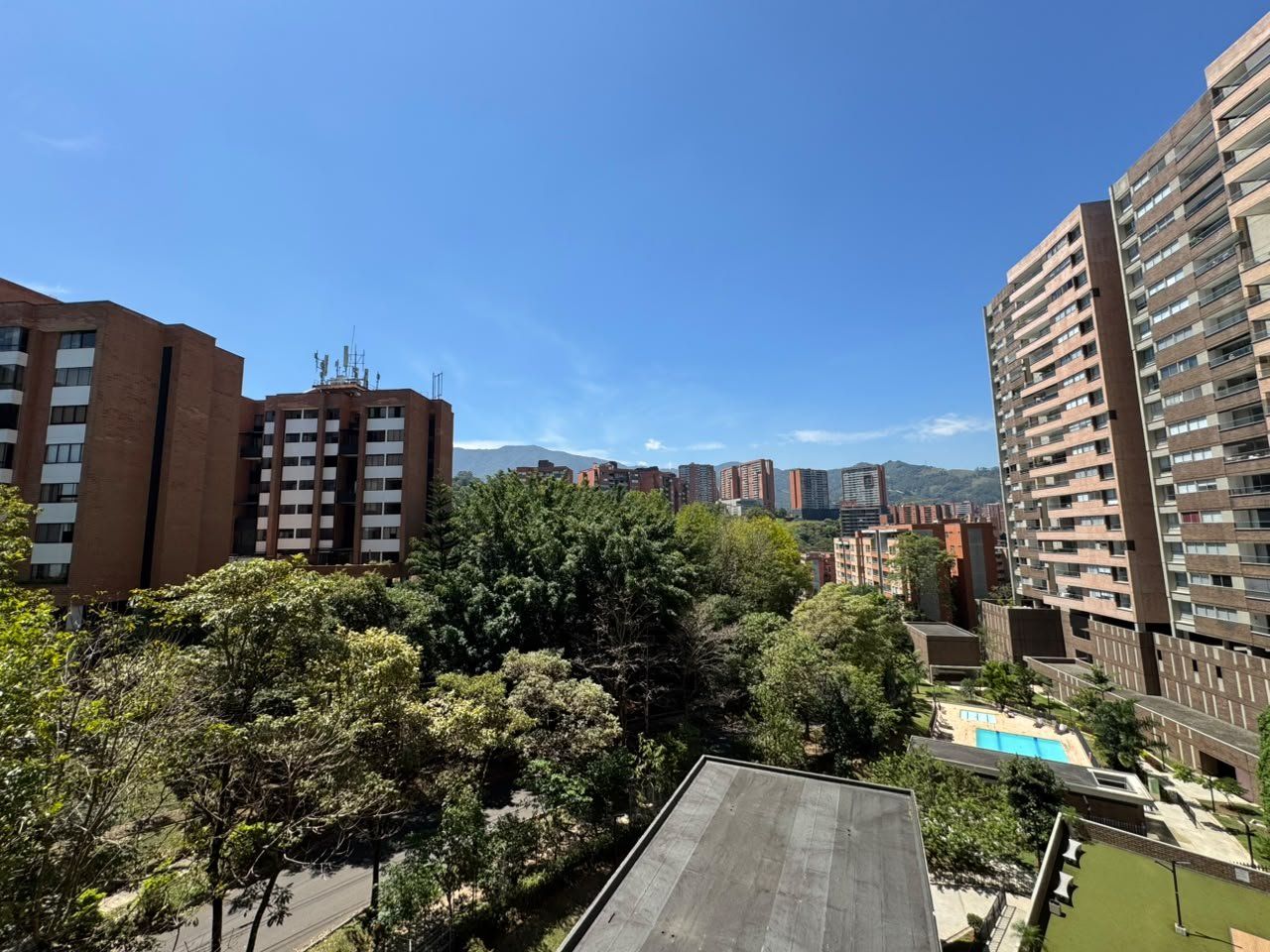 Apartamento en arriendo en Loma Del Esmeraldal, Envigado · foto 14 de 14