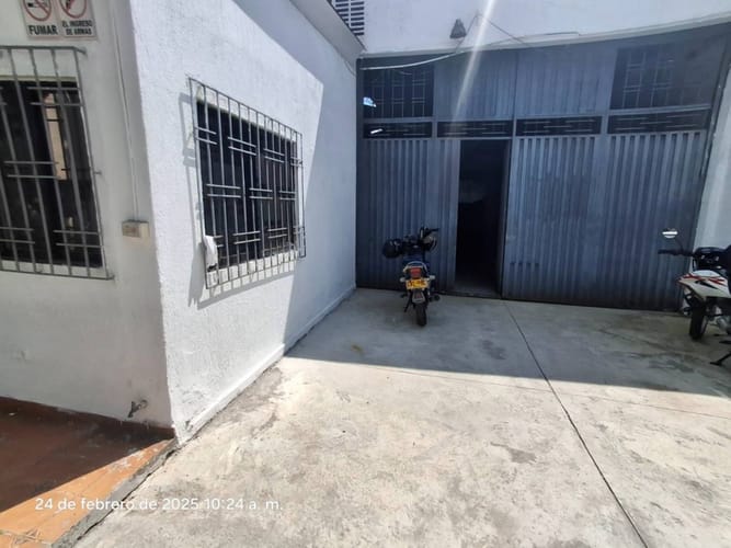 Bodega en arriendo en Ub. Vegas De Villamizar, Girón, 1000 m² · foto 4 de 24
