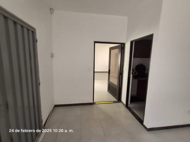 Bodega en arriendo en Ub. Vegas De Villamizar, Girón, 1000 m² · foto 7 de 24