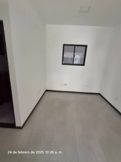 Bodega en arriendo en Ub. Vegas De Villamizar, Girón, 1000 m² · foto 13 de 24