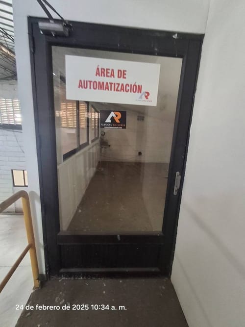 Bodega en arriendo en Ub. Vegas De Villamizar, Girón, 1000 m² · foto 14 de 24