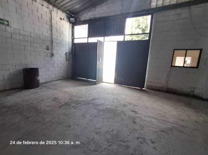 Bodega en arriendo en Ub. Vegas De Villamizar, Girón, 1000 m² · foto 15 de 24