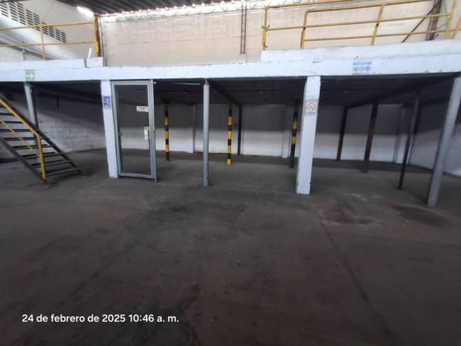 Bodega en arriendo en Ub. Vegas De Villamizar, Girón, 1000 m² · foto 23 de 24