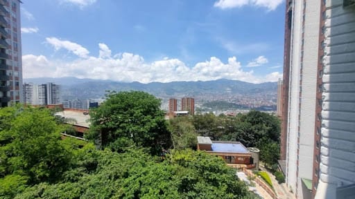 Apartamento de 2 alcobas en arriendo en Vía Las Palmas, Medellín, 65 m² · foto 4 de 14
