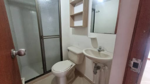 Apartamento de 2 alcobas en arriendo en Vía Las Palmas, Medellín, 65 m² · foto 7 de 14