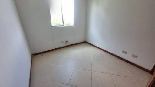 Apartamento de 2 alcobas en arriendo en Vía Las Palmas, Medellín, 65 m² · foto 8 de 14