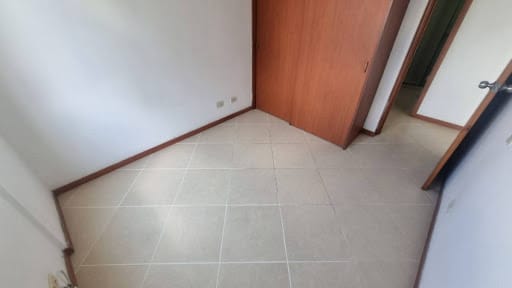 Apartamento de 2 alcobas en arriendo en Vía Las Palmas, Medellín, 65 m² · foto 9 de 14