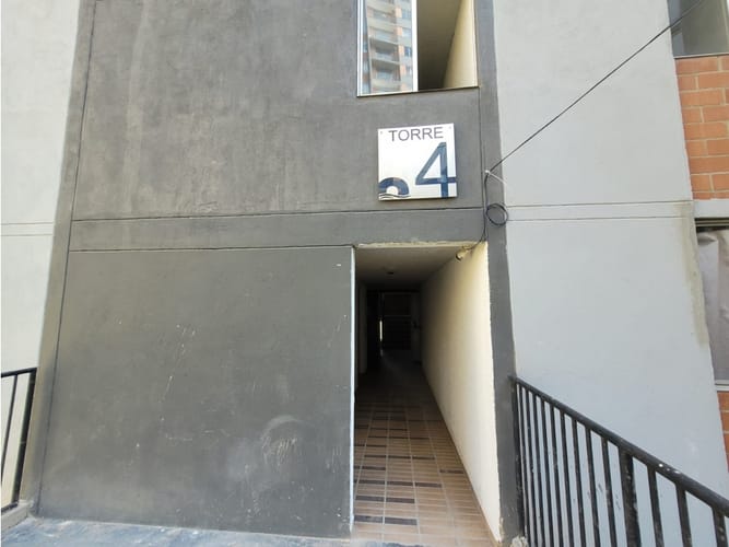 Apartamento de 2 alcobas en venta en Barro Blanco, Rionegro, 48 m² · foto 2 de 19