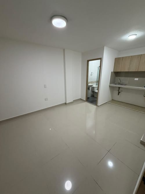 Edificio en venta en Mejoras Publicas, Bucaramanga, 453 m² · foto 2 de 12