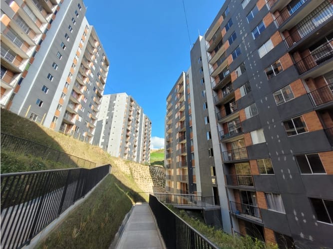 Apartamento de 2 alcobas en venta en Barro Blanco, Rionegro, 48 m² · foto 18 de 19