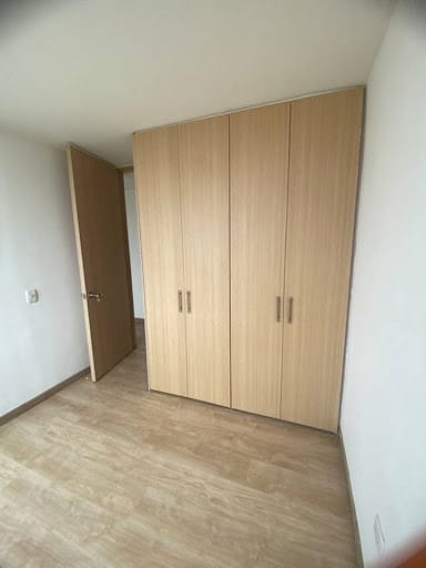 Apartamento de 2 alcobas en arriendo en El Vergel, Bogotá, 56 m² · foto 6 de 15