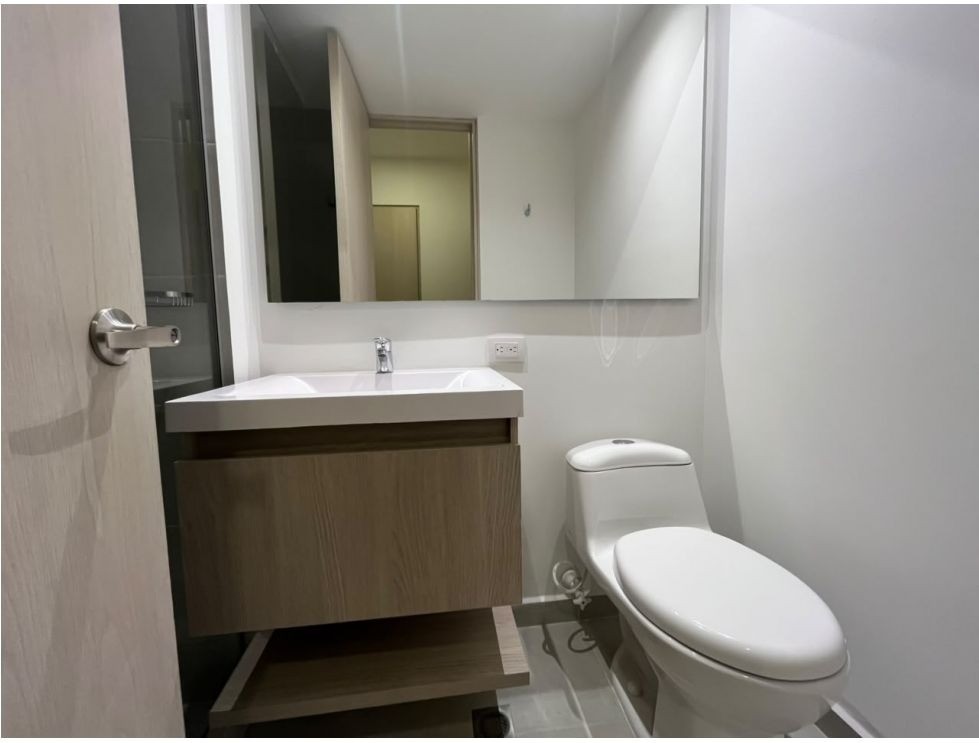 Apartamento en arriendo en Las Vegas, Envigado · foto 4 de 13