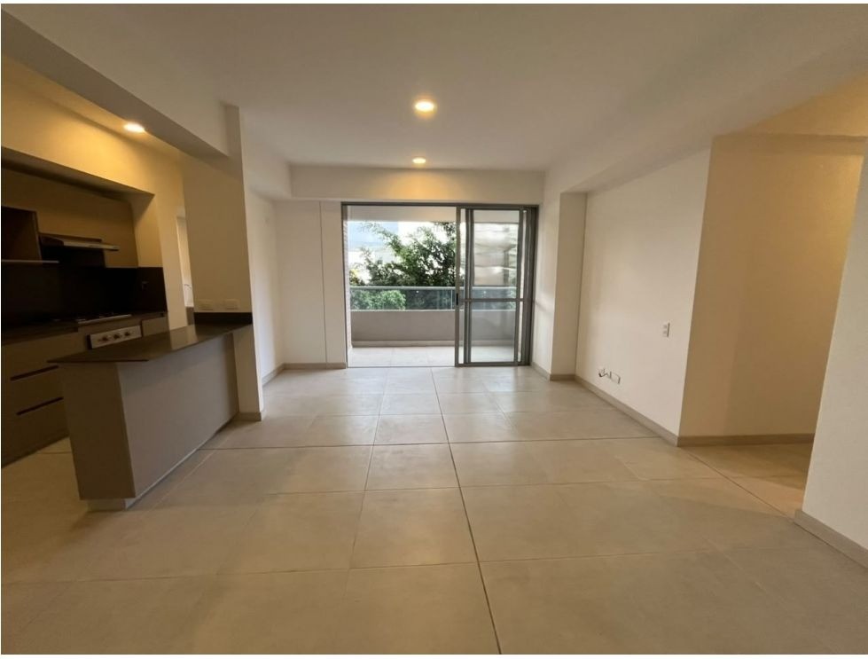 Apartamento en arriendo en Las Vegas, Envigado · foto 2 de 13