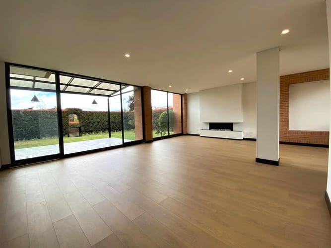 Casa de 3 alcobas en venta en Chuntame, Soacha, 176 m² · foto 4 de 19