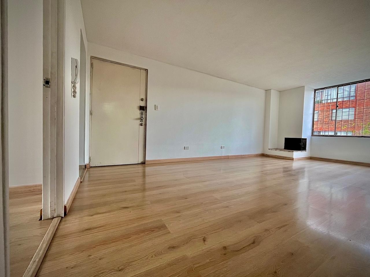 Apartamento en venta en Pontevedra, Bogotá · foto 3 de 21
