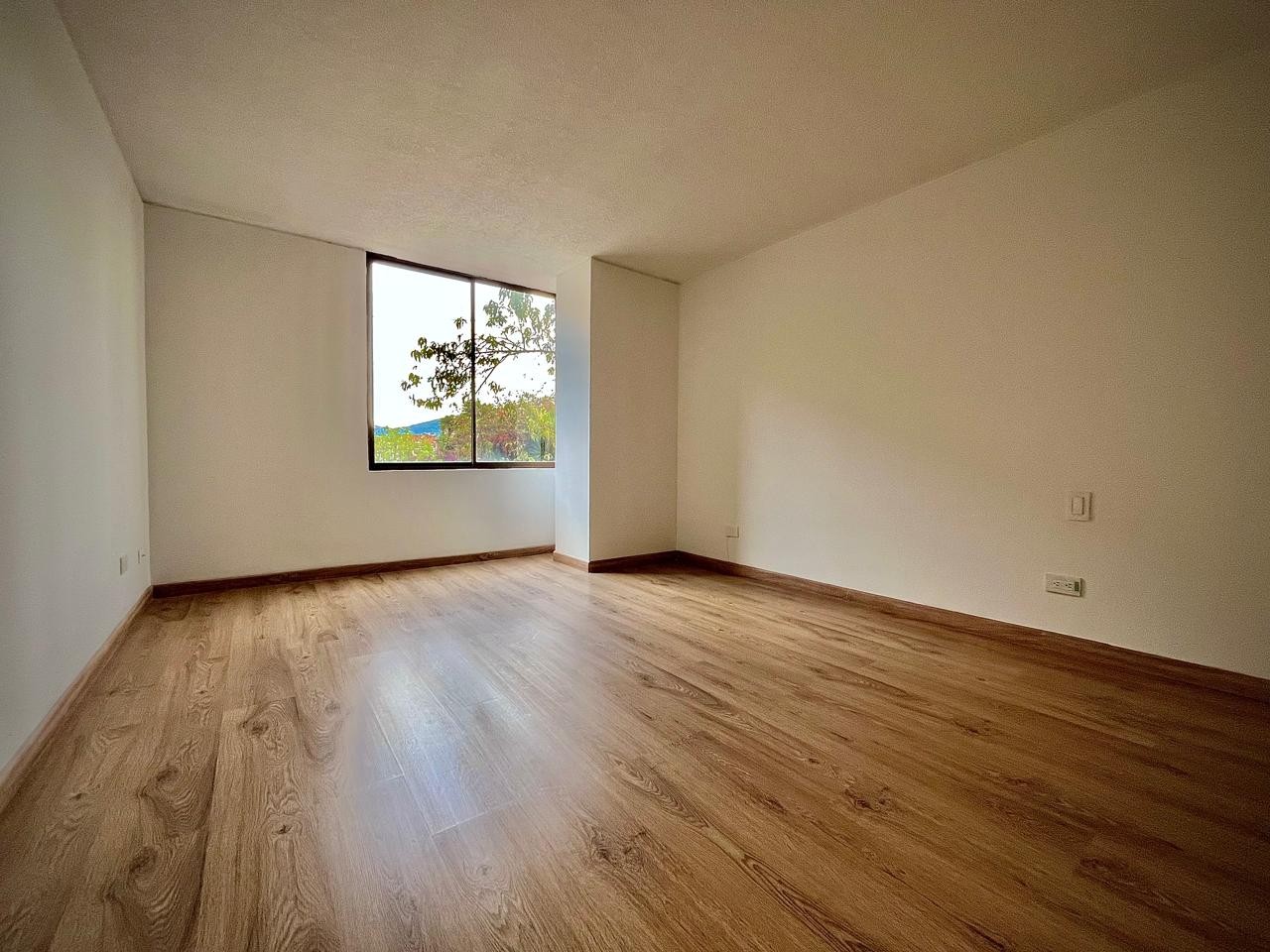 Apartamento en venta en Pontevedra, Bogotá · foto 6 de 21