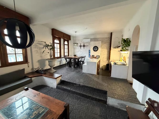 Alquiler Apartamento 2 Dormitorios con Vista al Puerto en Ciudad Vieja · Foto 2
