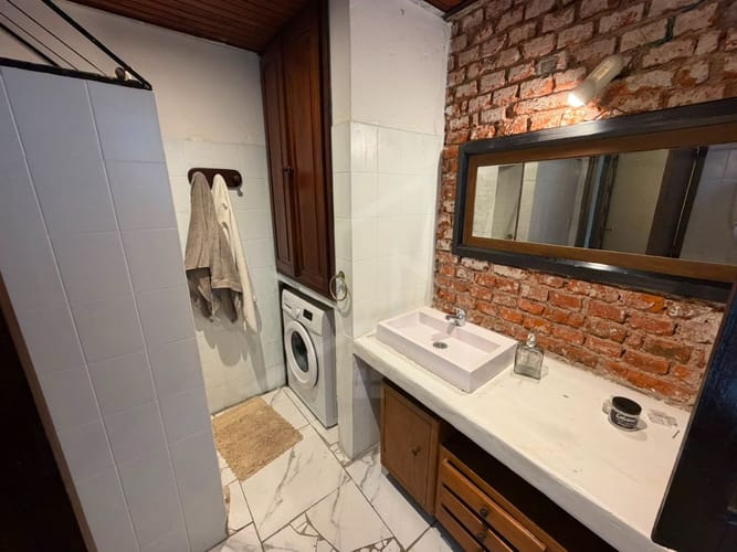Alquiler Apartamento 2 Dormitorios con Vista al Puerto en Ciudad Vieja · Foto 6