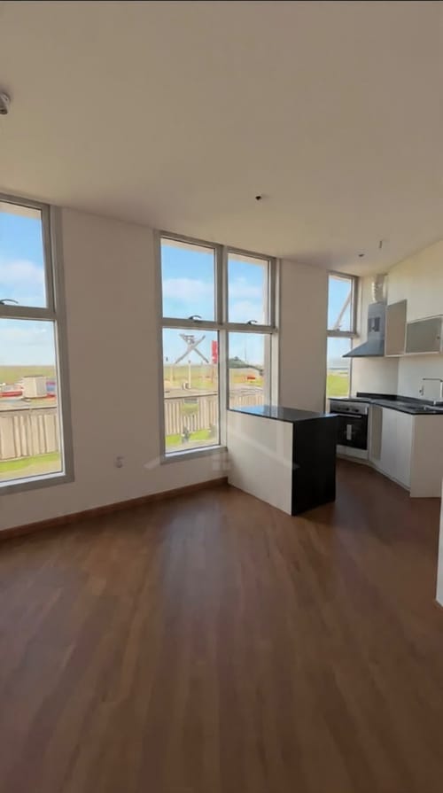 Alquiler Apartamento Nuevo en Ciudad Vieja con Excelente Iluminación, 1 dormitorio y con Vista al · Foto 2