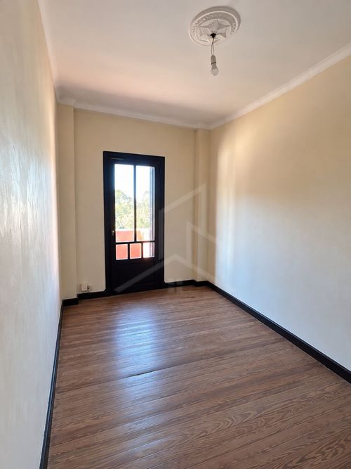 Alquiler Amplio Apartamento de 3 Dormitorios – 2 Baños – Balcones – Zona Cordón · Foto 8