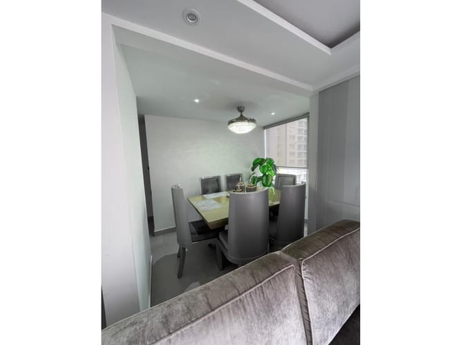 Apartamento de 2 alcobas en venta en Valle Del Lili, Cali, 65 m² · foto 2 de 21