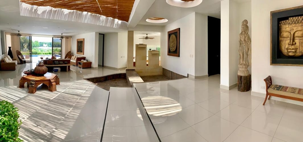 Casa de 4 alcobas en venta en Girardot, Girardot, 363 m² · foto 2 de 24