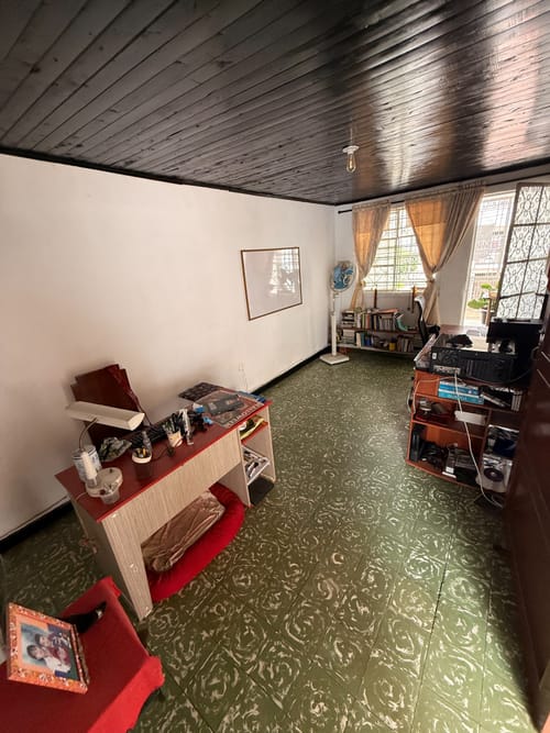 Casa de 5 alcobas en venta en La Aurora, Bucaramanga, 300 m² · foto 15 de 21